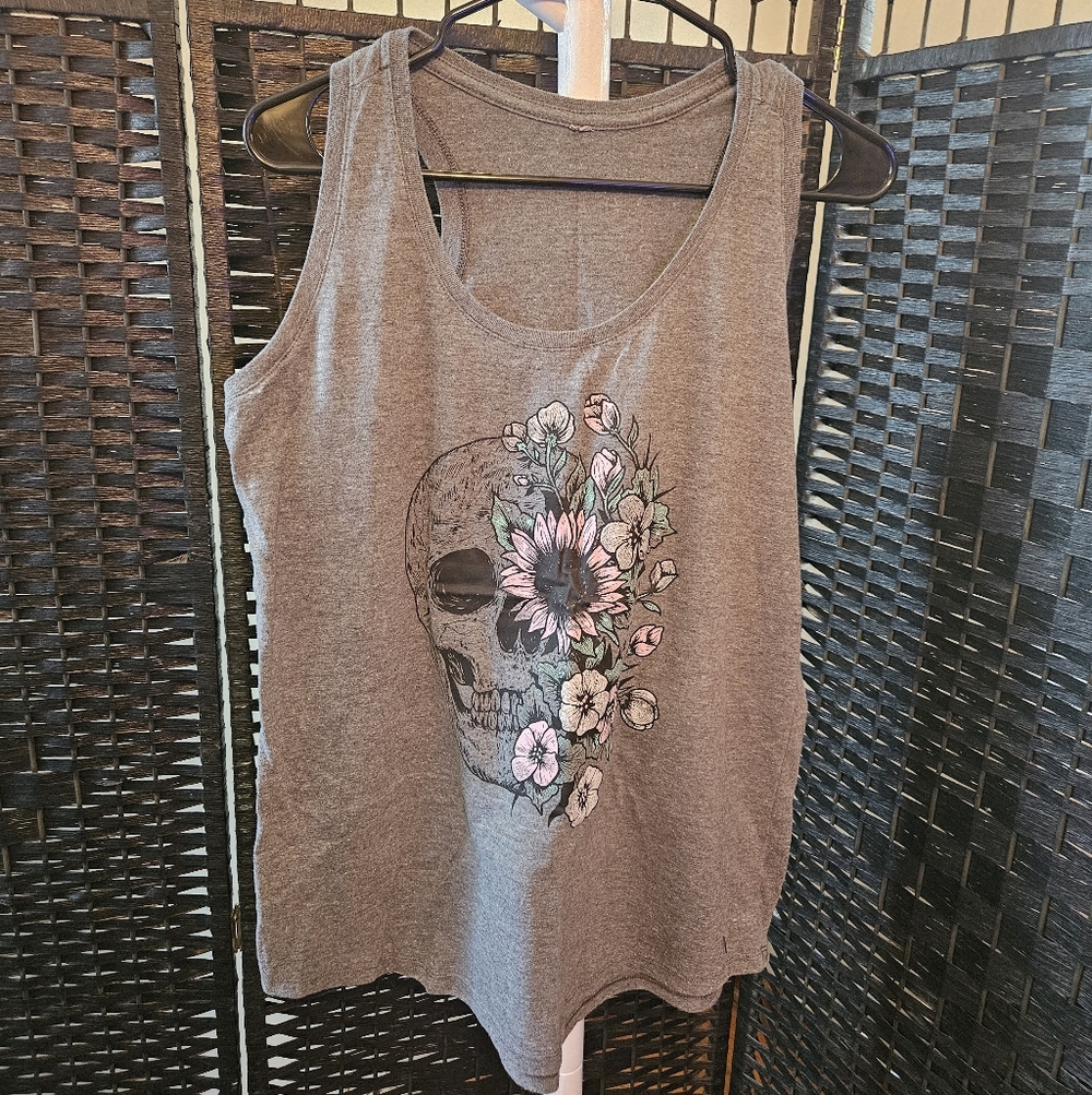 Instant Message Skull And Flowers Tank